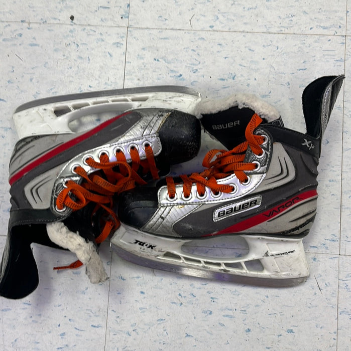 Used Bauer Vapor X1.0 Size 4 Player Skates