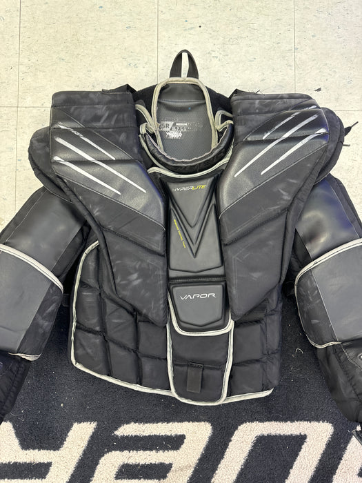 Used Bauer Vapor Hyperlite Senior Medium Chest Protector