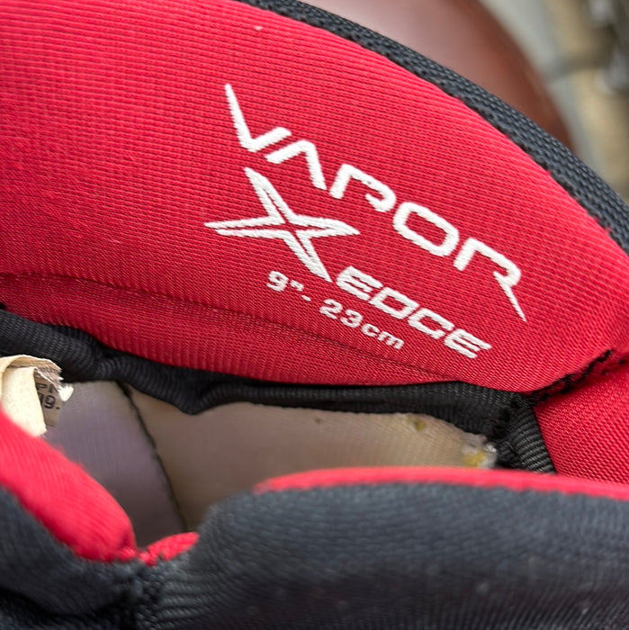 Used Bauer Vapor xEdge 9” Youth Gloves