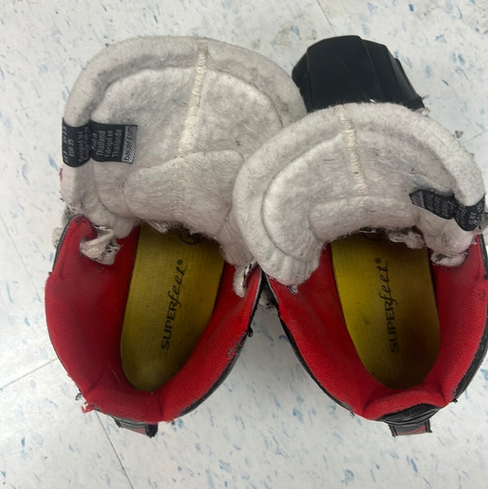 Used Bauer Vapor X2.7 Size 2EE Goal Skates