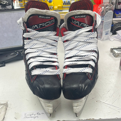 Used Bauer Vapor X2.7 Size 2.5D Junior Skates