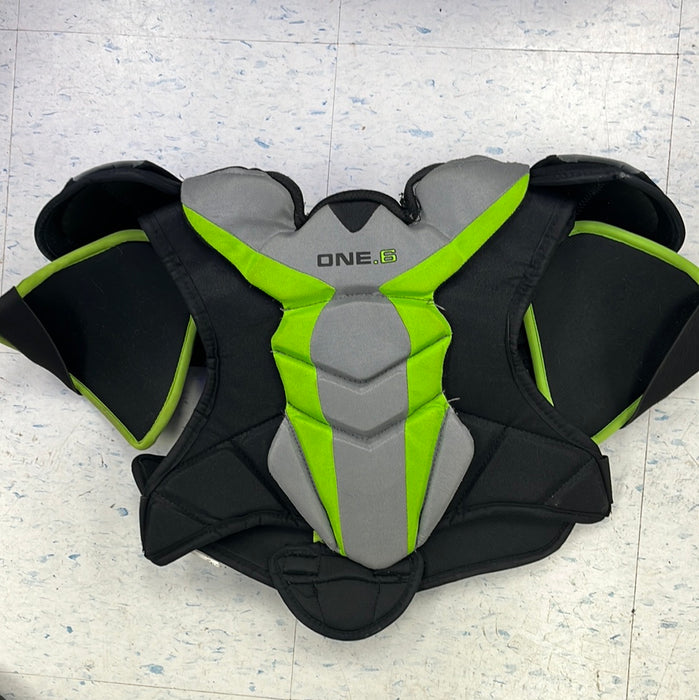 Used Bauer One.6 Junior Large Shoulder Pads