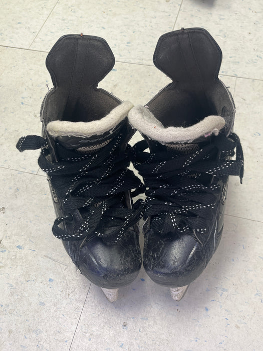 Used Bauer Supreme 190 Size 3 Skates