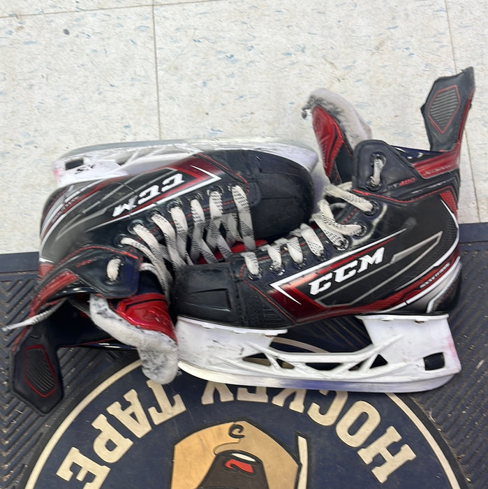 Used CCM JetSpeed FT480 Size 4 Skates