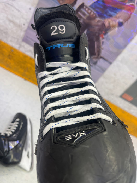 Used True Custom Pro Skates Size 8.0D - P. Holmberg