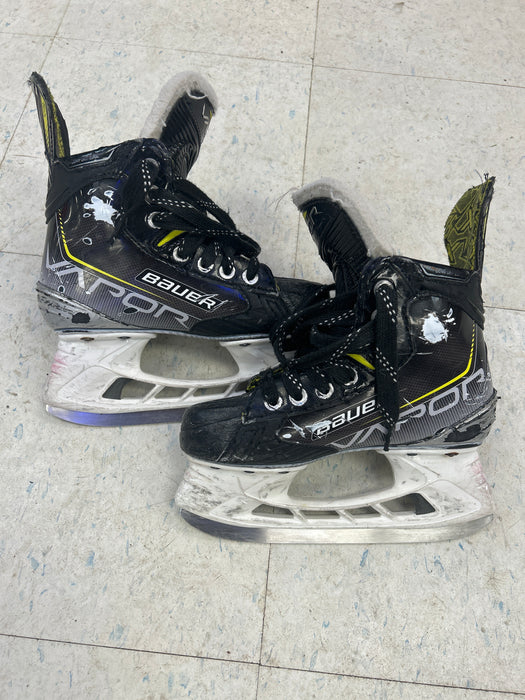 Used Bauer Vapor 3X Player Skates Size 1D