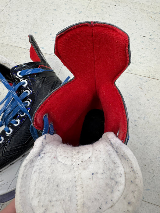 Used Bauer NSX Skates 2.5D
