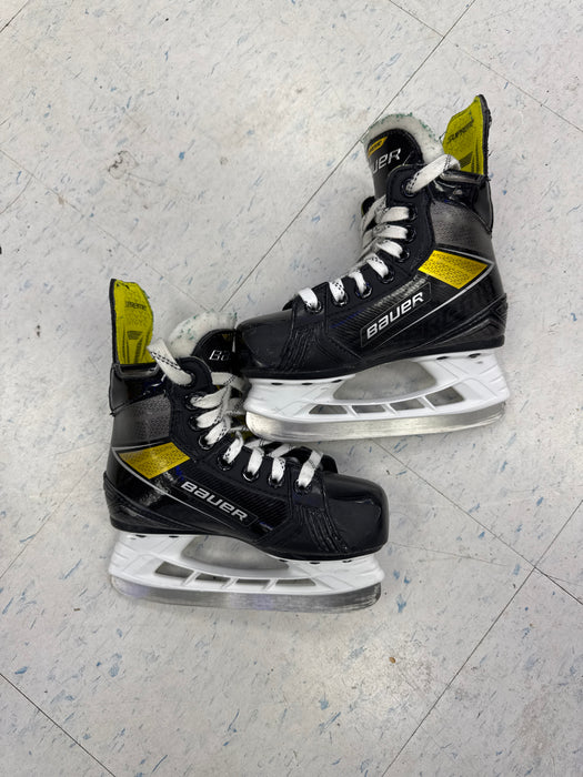 Used Bauer Supreme 3S Pro 10.5Y Player Skates