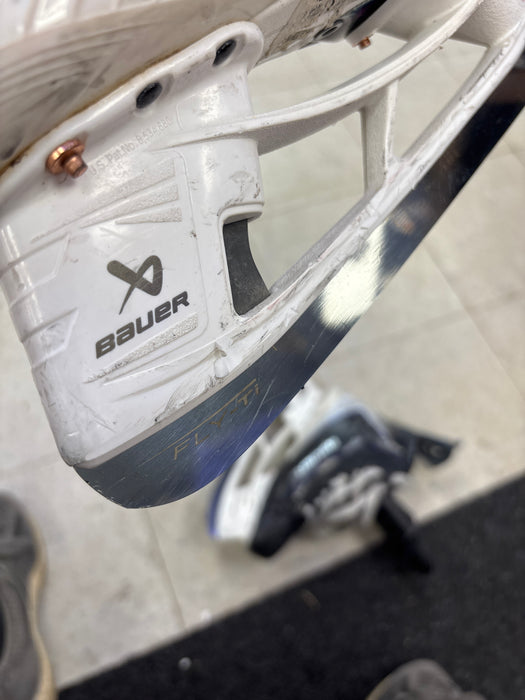 Used Bauer Vapor Flylite Size 5.0 Fit 2 Skates
