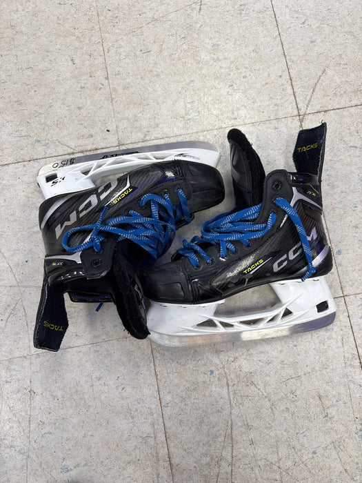 Used CCM Tacks XF70 Size 7.0 Regular Skates