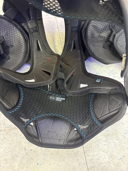 Used CCM FT6 Pro Senior Small Shoulder Pads