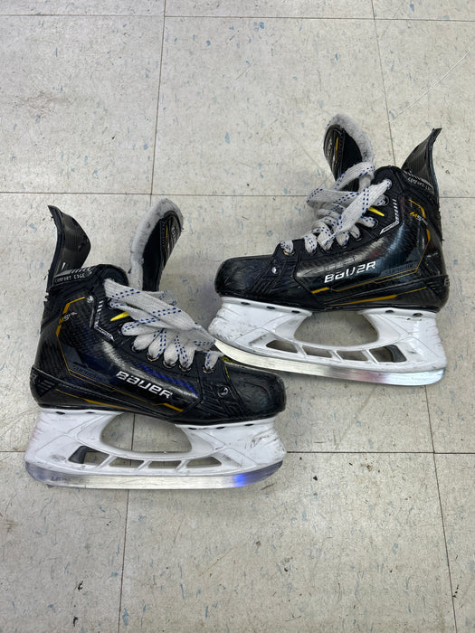 Used Bauer Supreme M5 Pro Junior Player Skates