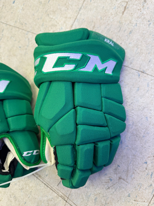 Toronto Maples Leafs Pro Stock CCM 14” Gloves - Kral