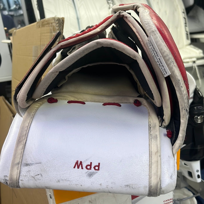 Used Vaughn V7 Pro Carbon Senior Blocker