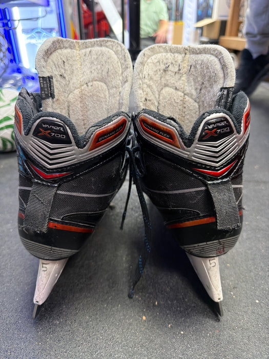 Used Bauer Vapor x700 Size 5.0D Goal Skates