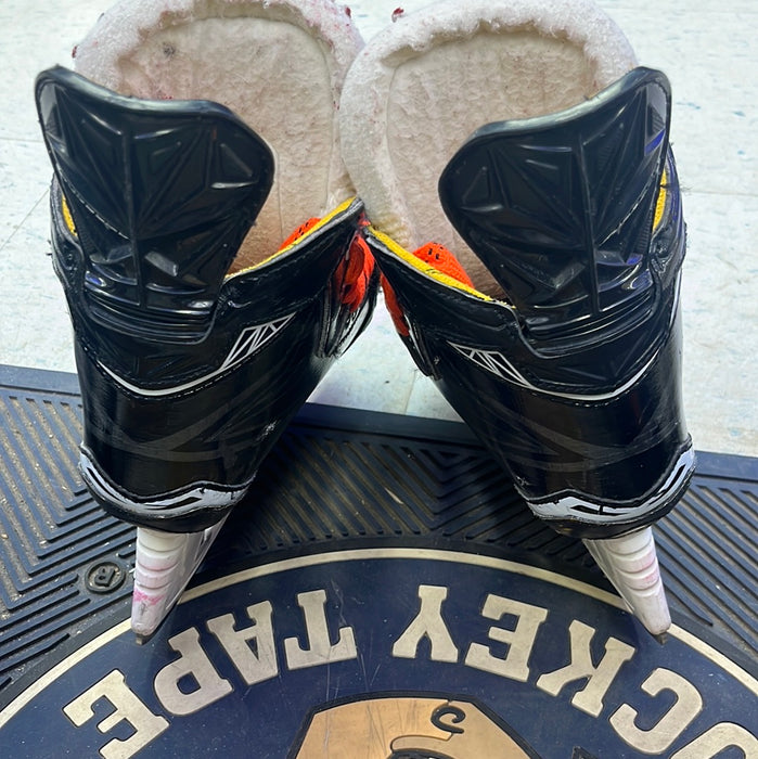 Used Bauer Supreme s180 Size 1 Skates