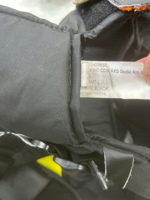 Used CCM Axis 1.9 Intermediate Chest Protector