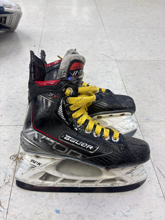Used Bauer Vapor 3x Size 4.5 Fit 2 Skates