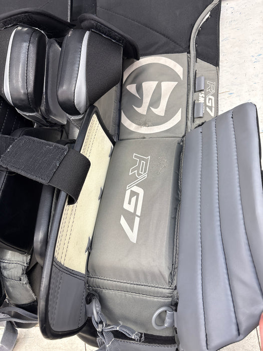 Used Warrior Ritual G7 Leg PadsJunior 28"+1"