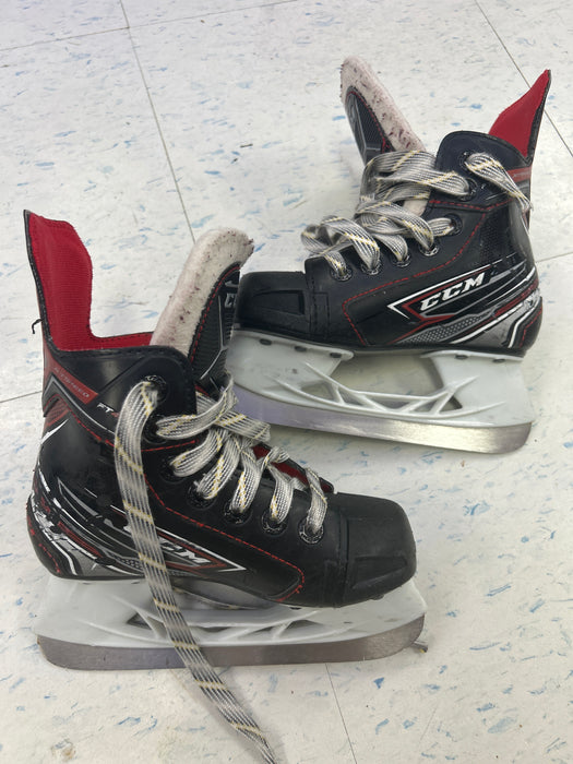 Used CCM JetSpeed FT480 Youth Player Skates
