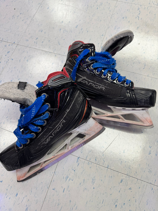 Used Bauer Vapor X900 Goal Skates 5.0D