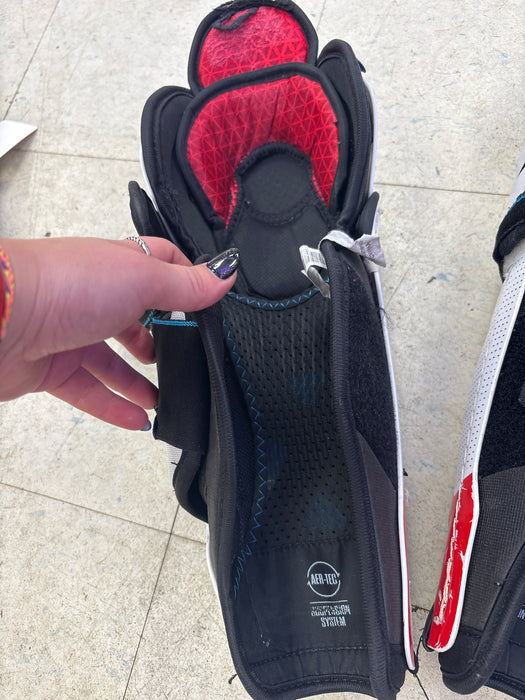 Used CCM JetSpeed FT6 Pro Junior 13" Shin Guard