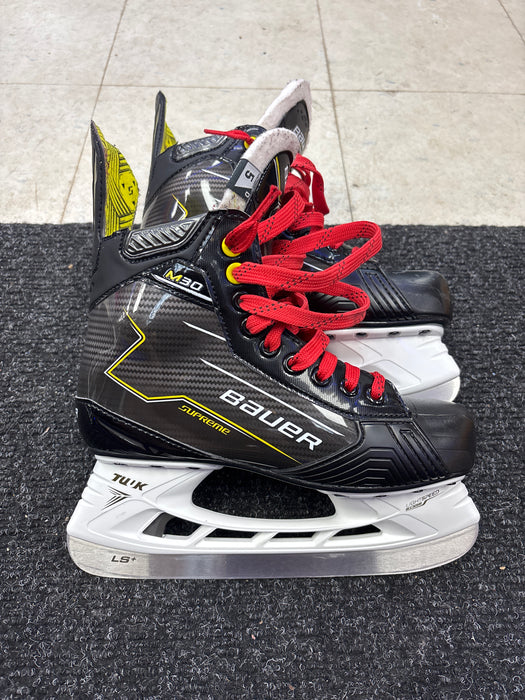 Used Bauer Supreme M30 Size 5.0D Skates