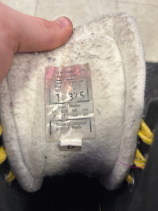Used CCM Tacks 9060 Size 1.0D Goal Skates