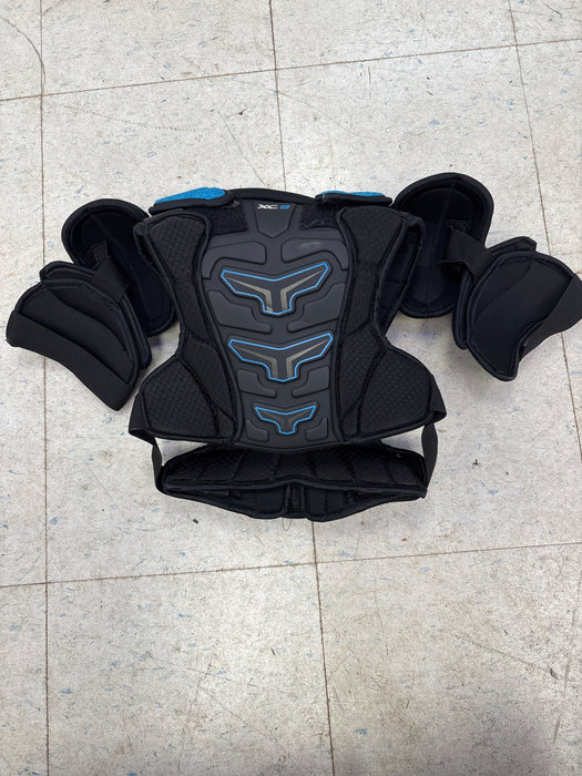 Used True XC9 Junior Small Shoulder Pad