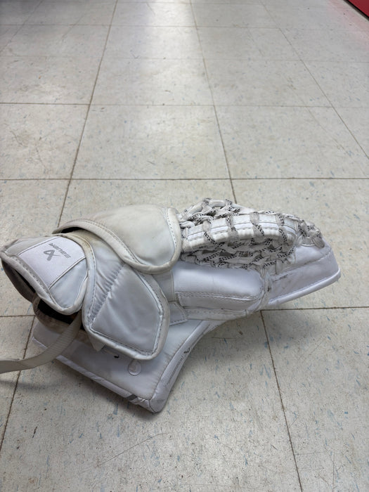 Used Bauer GSX Catcher Junior Regular