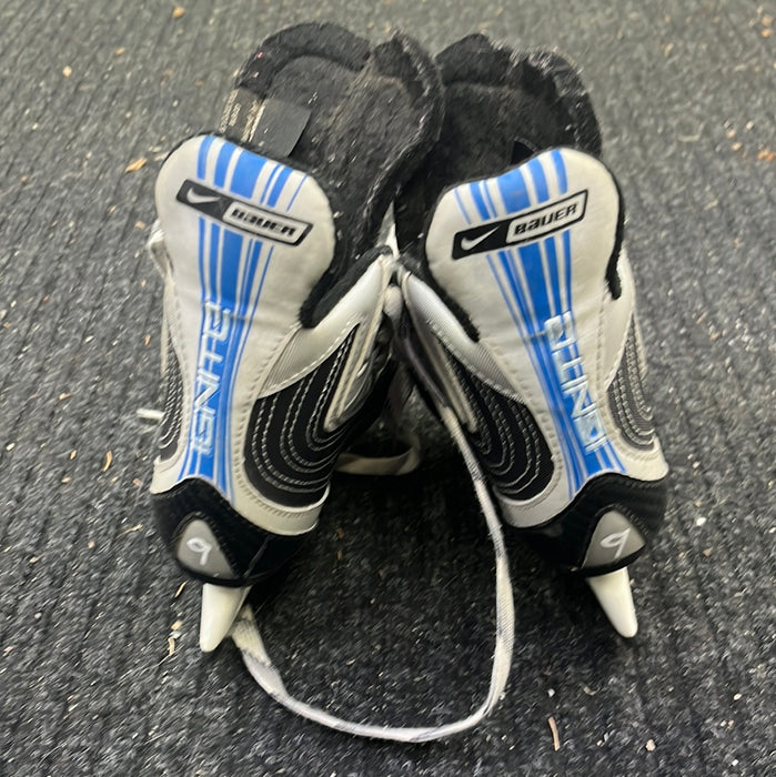 Used Nike Bauer Ignite 44 Size 9 Youth Player Skates