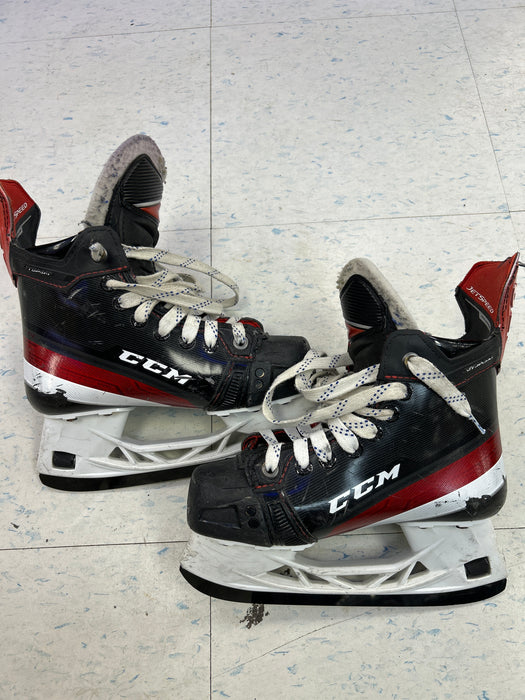 Used CCM JetSpeed FT4 Player Skates