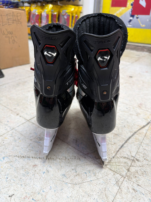 Used True Hzrdus 5x Size 1.5R Skates