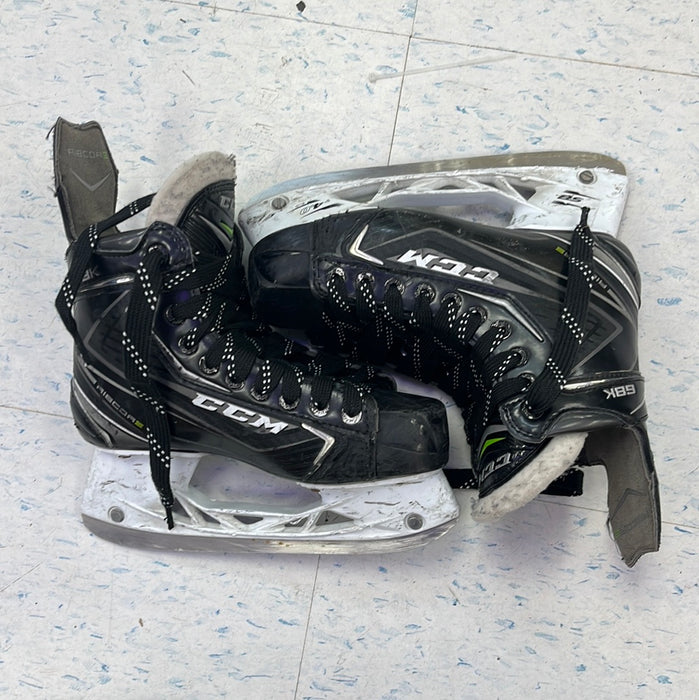 Used CCM RibCore 68K Size 4 Player Skates