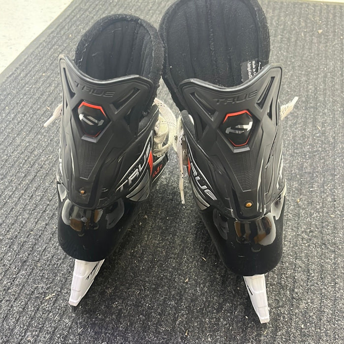 Used True HZRDUS 5X Size 7.5W Player Skates
