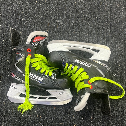 Used Bauer Vapor X3.5 Size 1 Player Skates