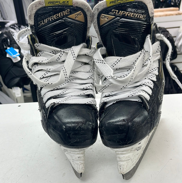 Used Bauer Supreme 2S Junior Skates size 3D