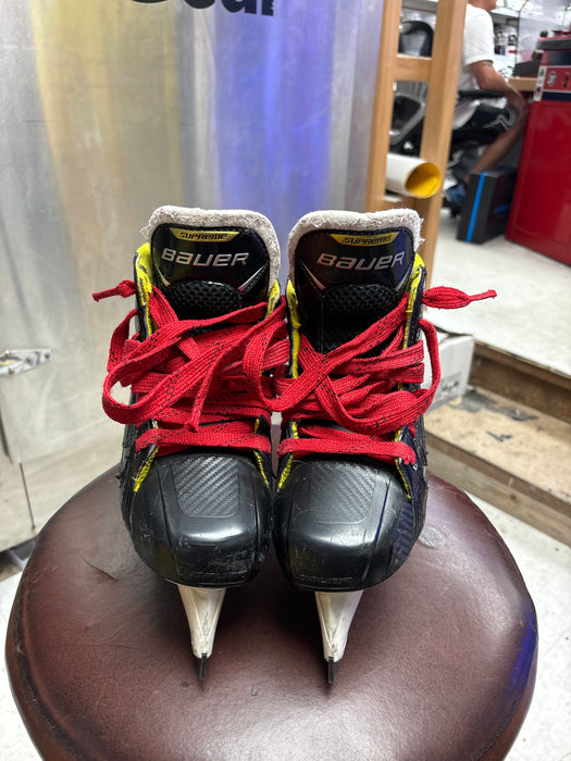 Used Bauer 3s Size 4.0EE Intermediate Goal Skates