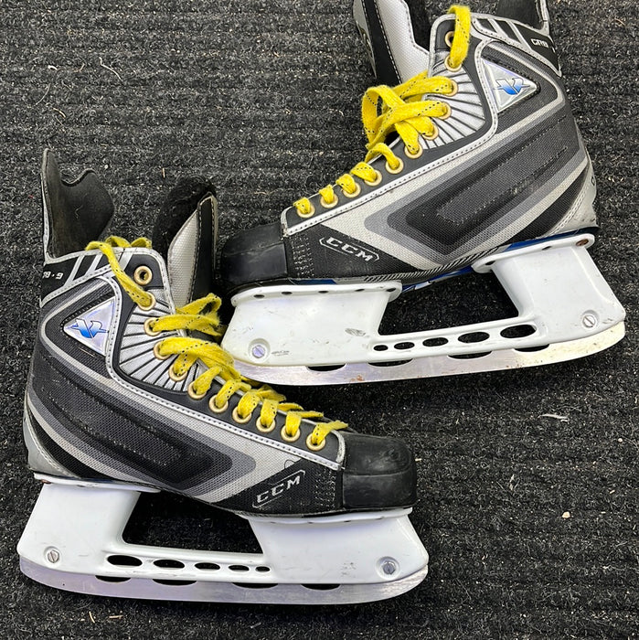 Used CCM Ovi GR8-9 6.5D Player Skates