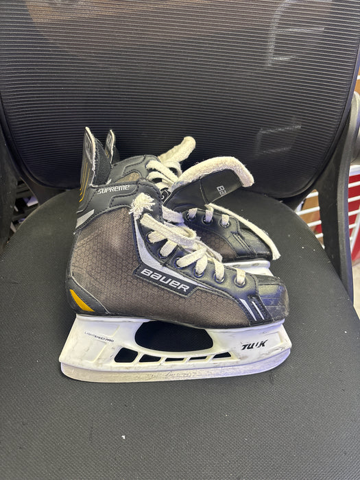 Used Bauer Supreme Pro Size 2.0 Skates