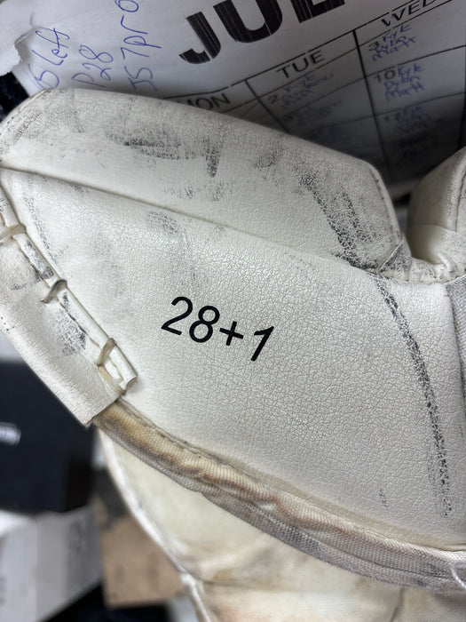 Used CCM EFlex 760 Leg Pads 28"+1"