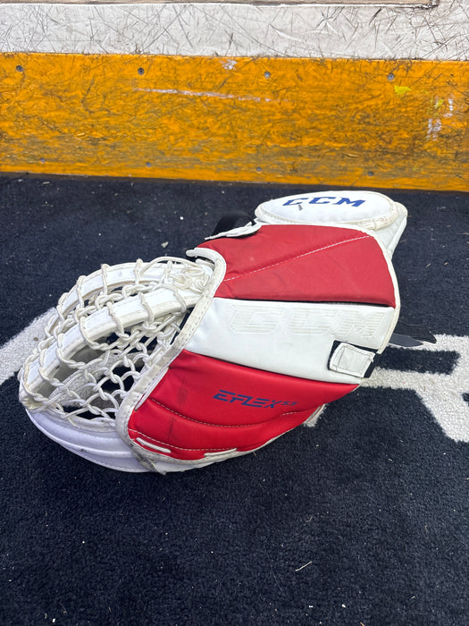 Used CCM EFlex 5.5 Junior Catcher