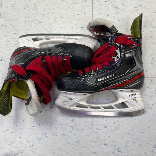 Used Bauer Vapor X2.9 Size 3 Player Skates
