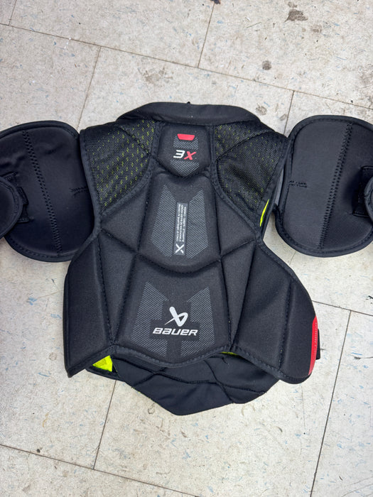 Used Bauer 3X Shoulder Pads Junior Medoum