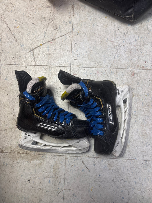 Used Bauer Supreme 2S Skates Size 1.5 D
