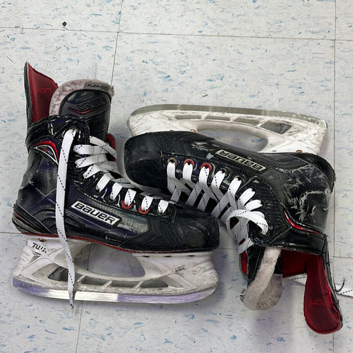 Used Bauer Vapor X900 Size 3.5 Player Skates