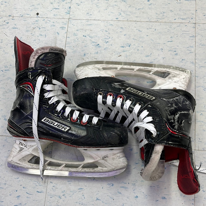 Used Bauer Vapor X900 Size 3.5 Player Skates