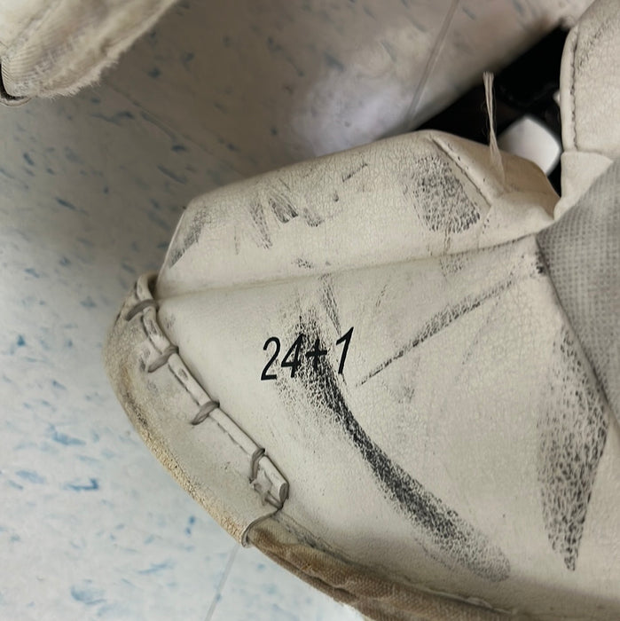 Used CCM Extreme Flex 760 24+1 Goal Pads