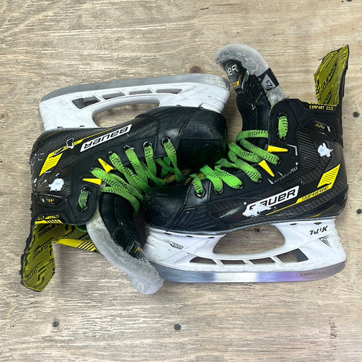 Used Bauer Supreme M4 Size 2.5 Skates