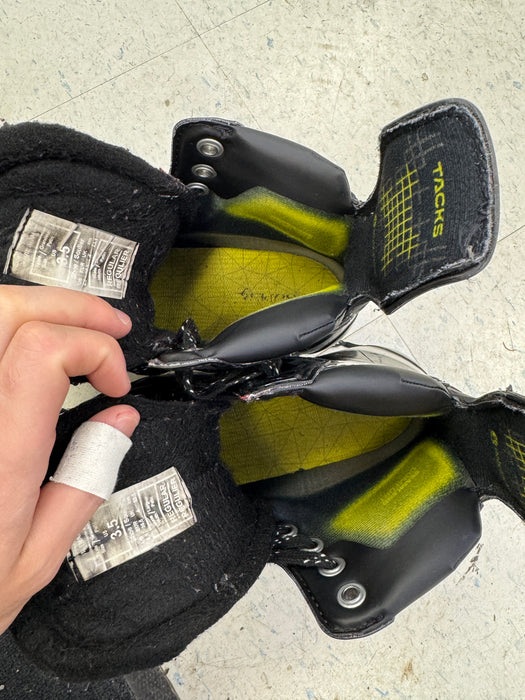 Used CCM Tacks XF80 Skates 3.5D